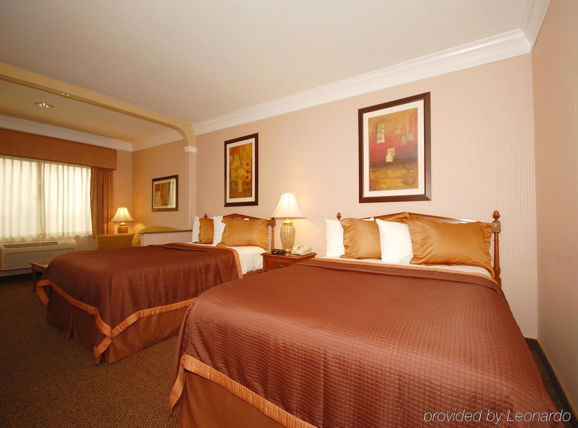 Best Western Plus Suites Hotel - Los Angeles Lax Airport Inglewood Room photo